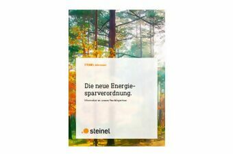 Ein Dokumentendeckel mit einem Text von Steinel mit dem Titel „Die neue Energie-sparverordnung“ vor einem unscharfen Waldhintergrund.