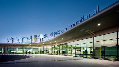 AL_Maktoum_International_Airport_UAE_1.jpg
