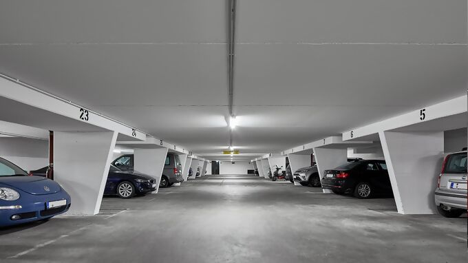 STL_Parking_Koeln_Nacher.jpg