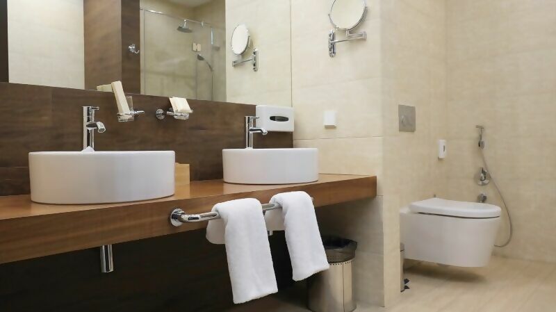 grp-hotel-box-bad-und-wc.jpg